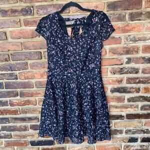 My Michelle Black Floral Short Sleeve Pleated A-Line Mini Dress Junior's Size 11